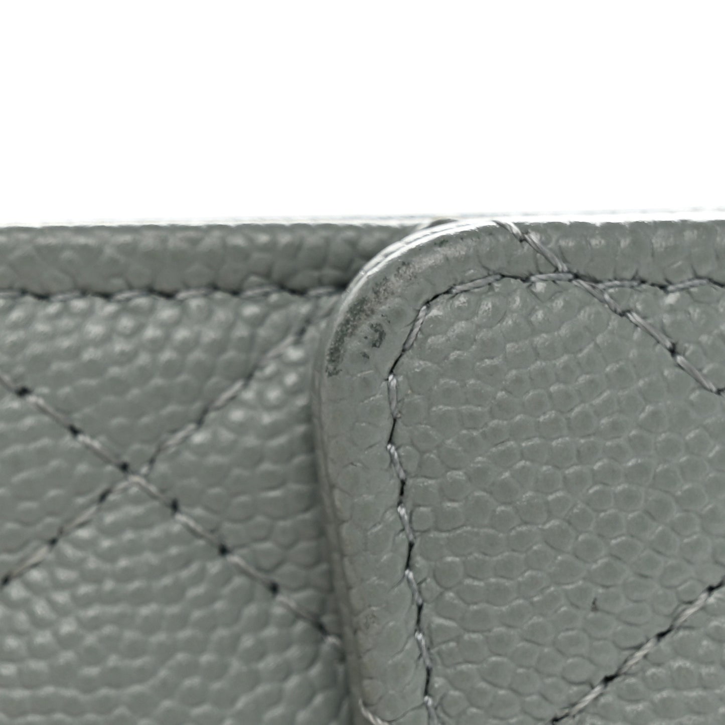 Caviar Quilted Classic 4 Key Holder Wallet Grey