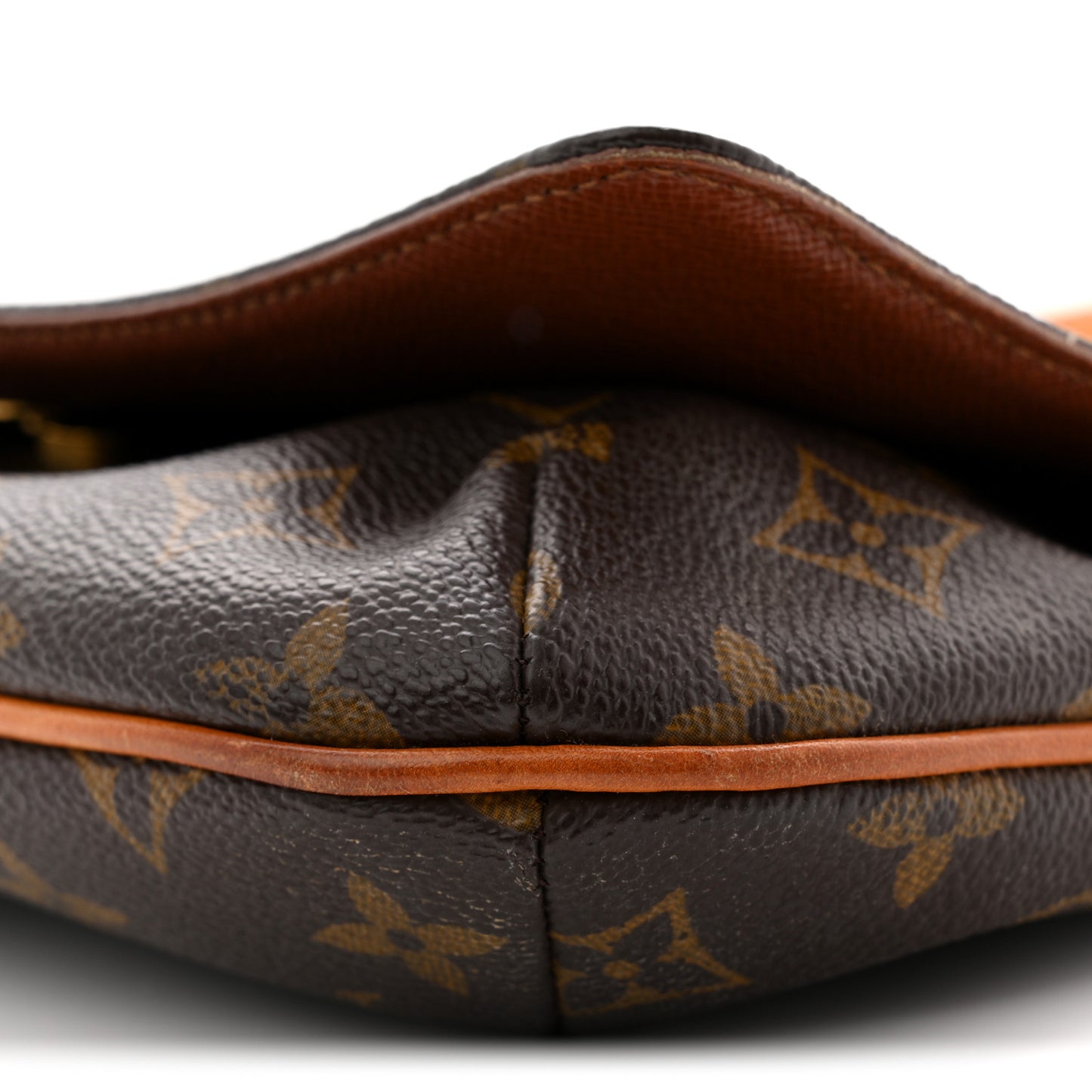 Monogram Musette Tango