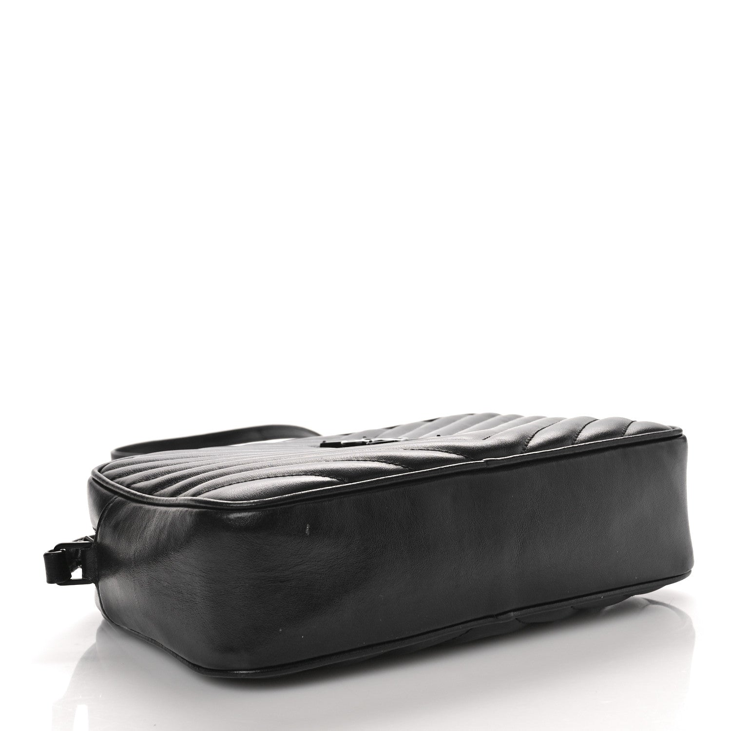 Saint Laurent SAINT LAURENT Calfskin Matelasse Monogram Monochrome Lou Camera Bag Black 4 of 16