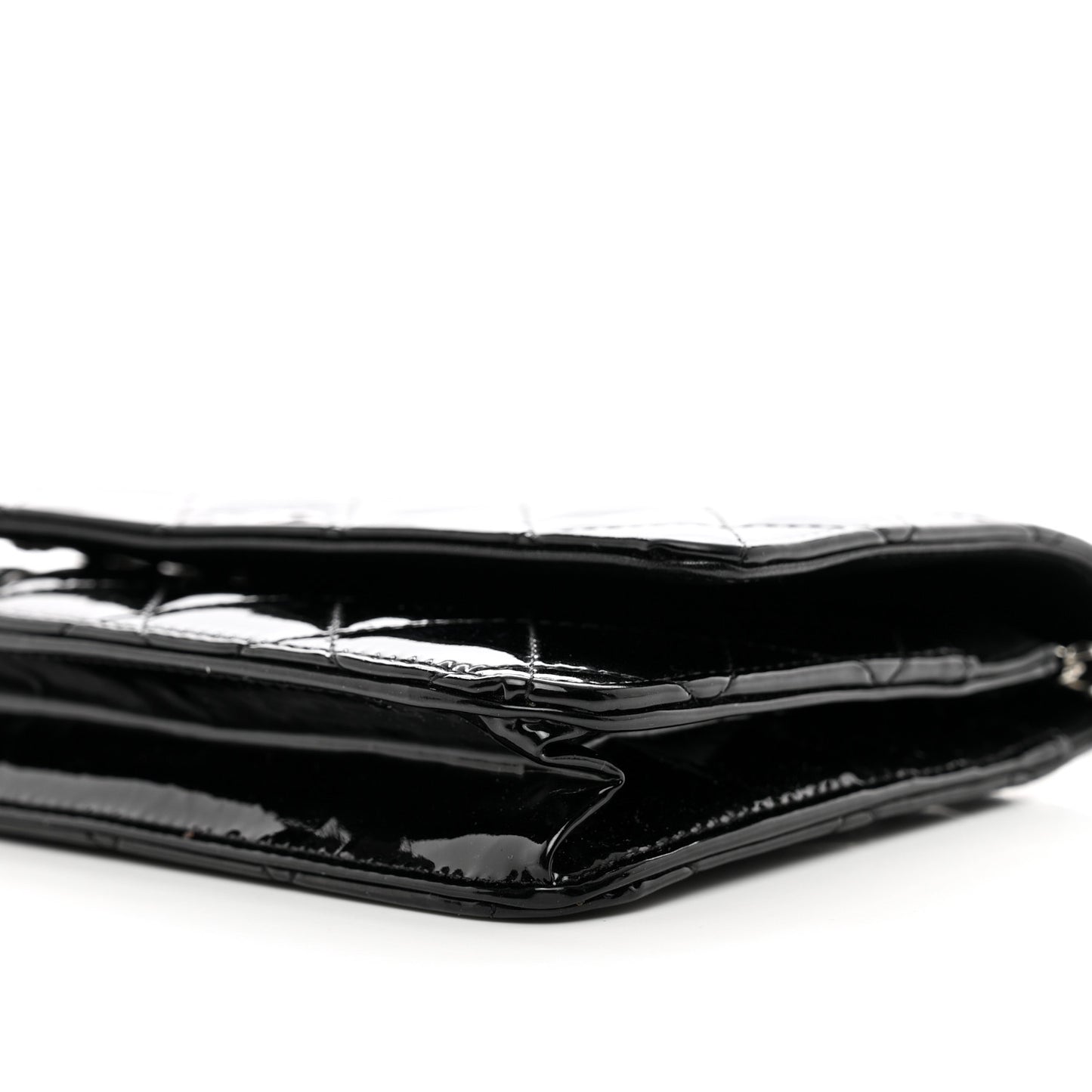 Patent Quilted Wallet On Chain WOC Black