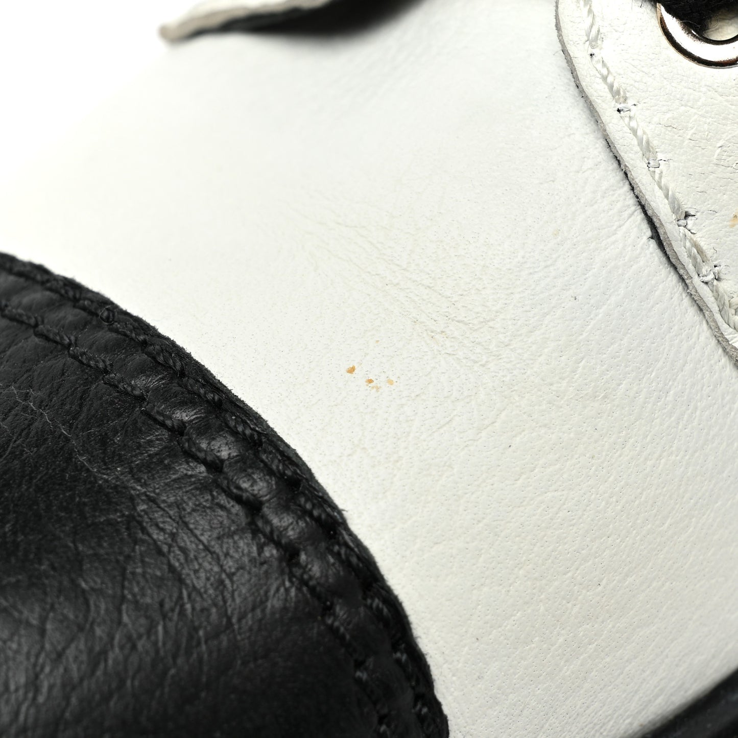 Lambskin Grained Calfskin CC Cap Toe Short Boots 39.5 White Black
