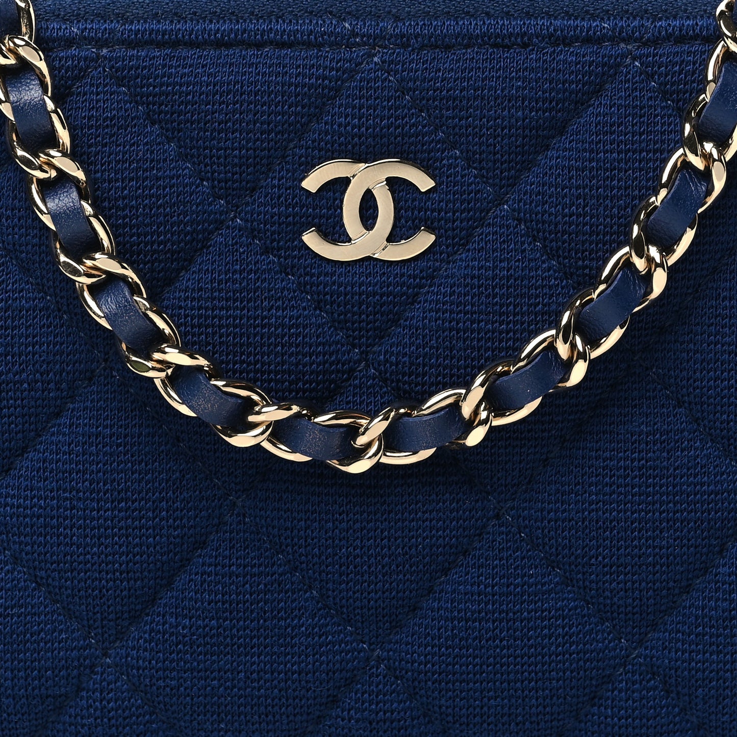Jersey Quilted Small Clutch With Chain Navy