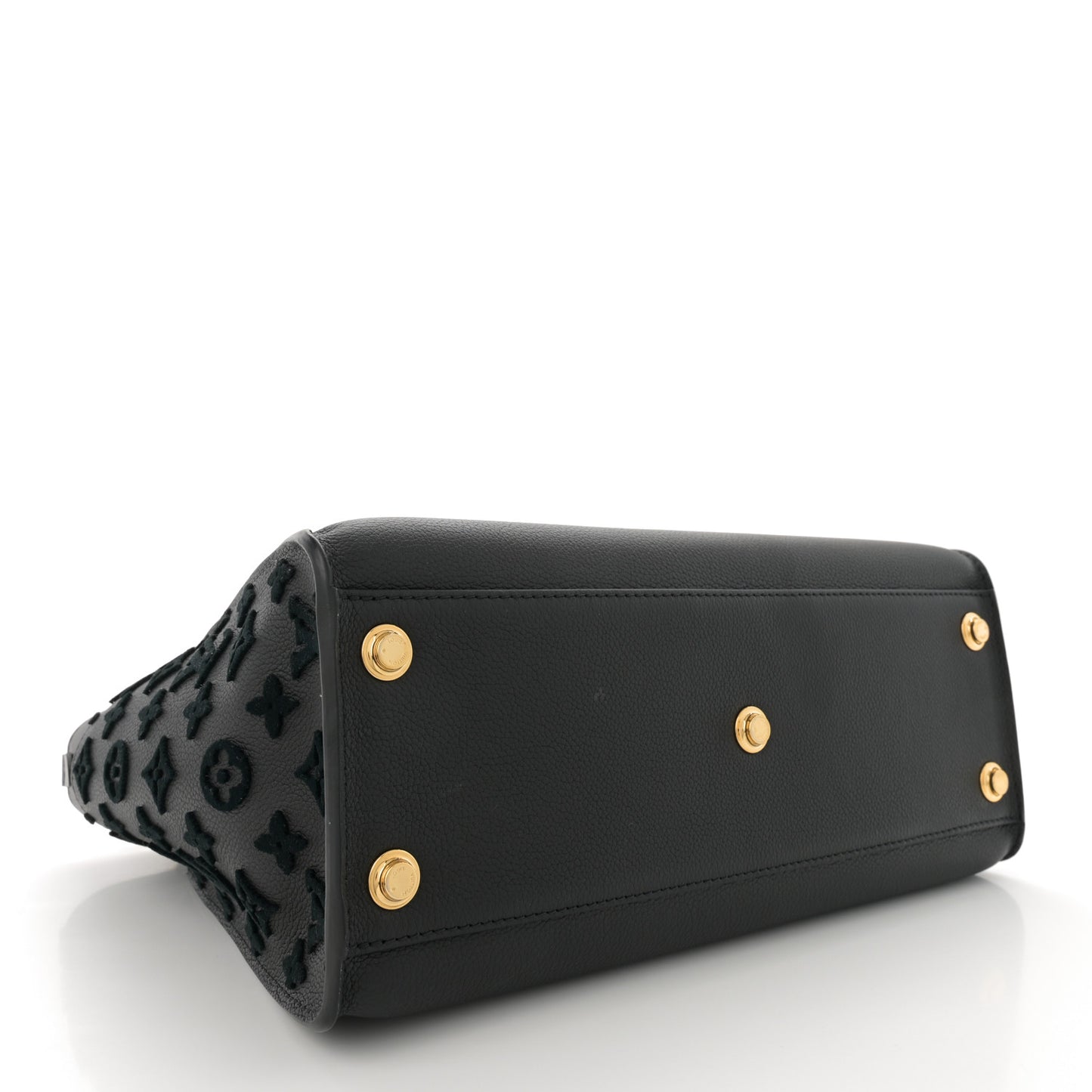 Calfskin Monogram Tufting On My Side Black