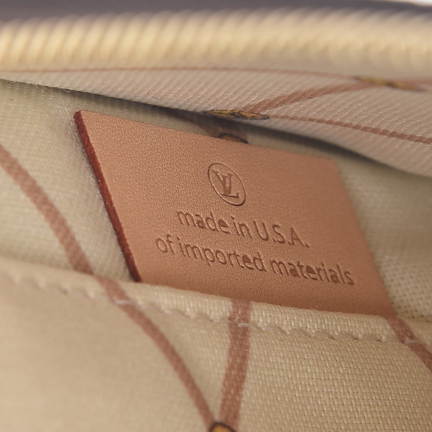 Louis Vuitton Monogram Summer Trunks MM GM Pochette 7 of 7