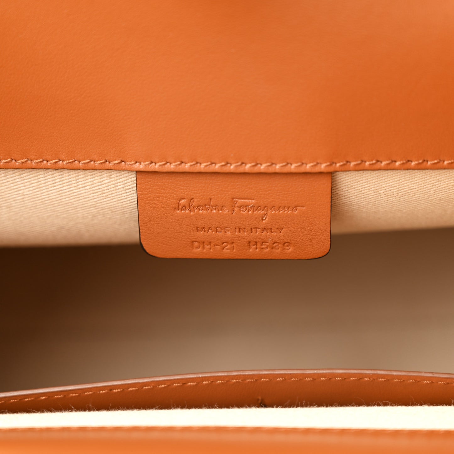 Wicker Calfskin Medium The Studio Bag Naturale Brown