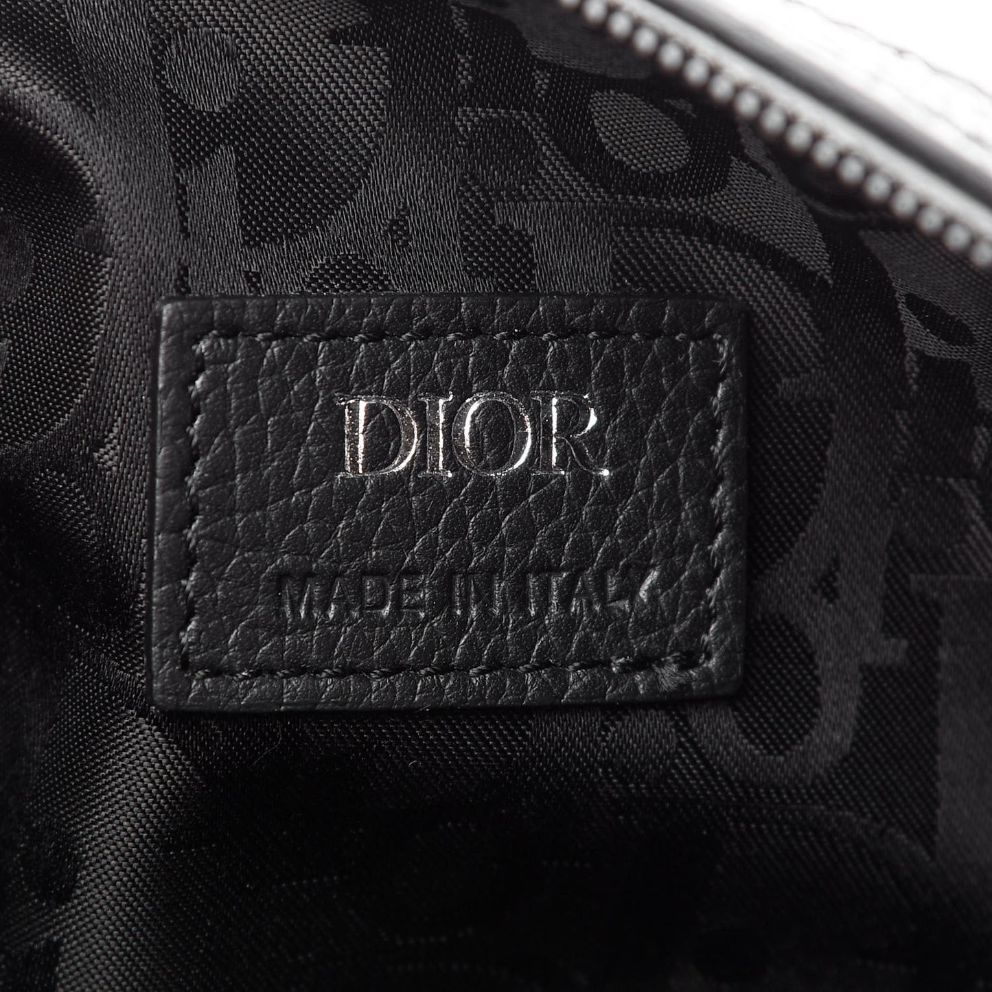 Grained Calfskin Safari Hard Roller Black