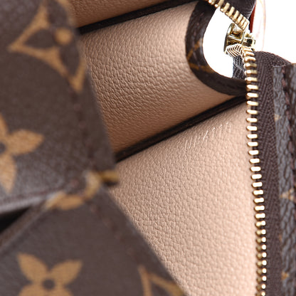 Louis Vuitton Monogram Toiletry Pouch 15 6 of 8