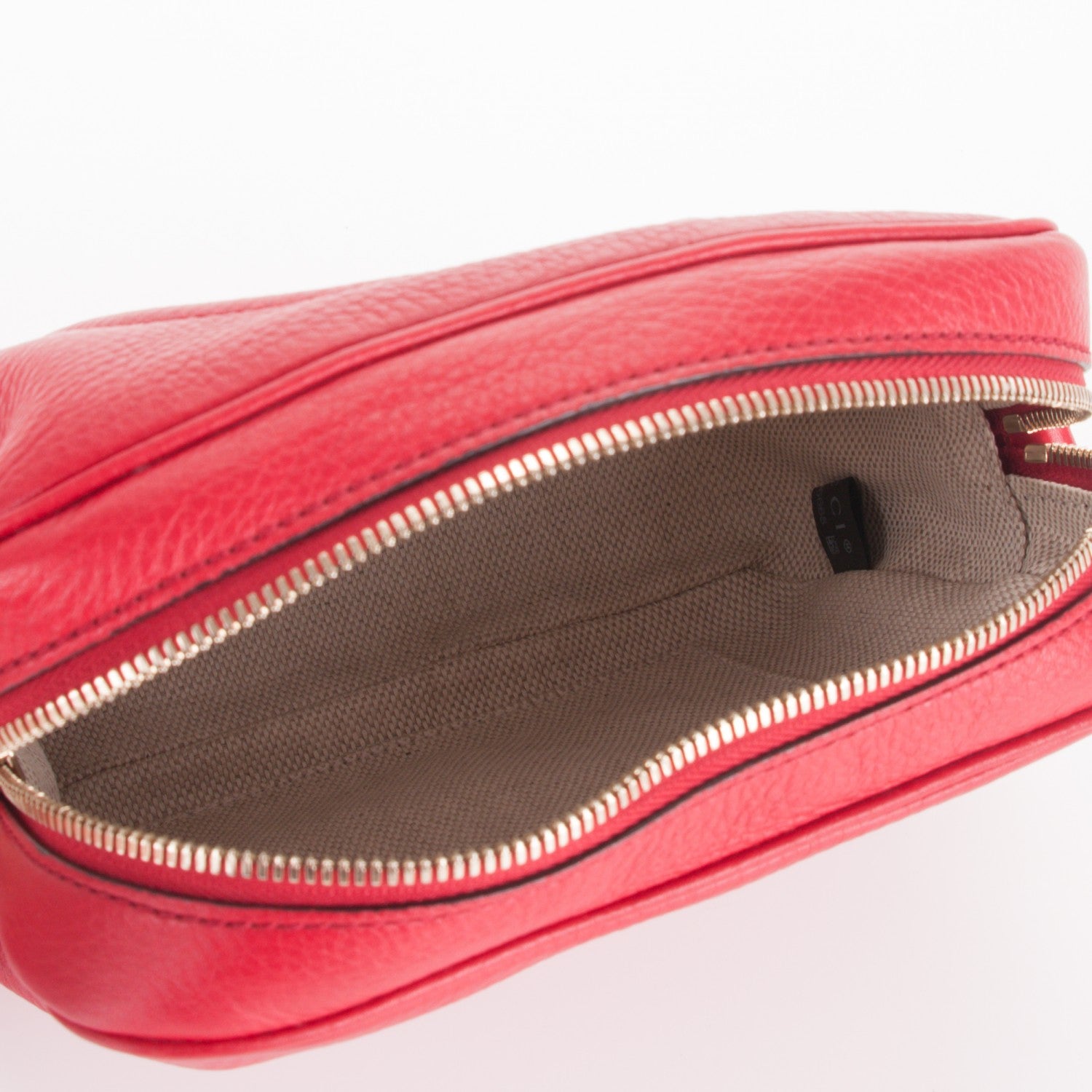 Gucci Pebbled Calfskin Small Soho Disco Bag Tabasco Red 5 of 7