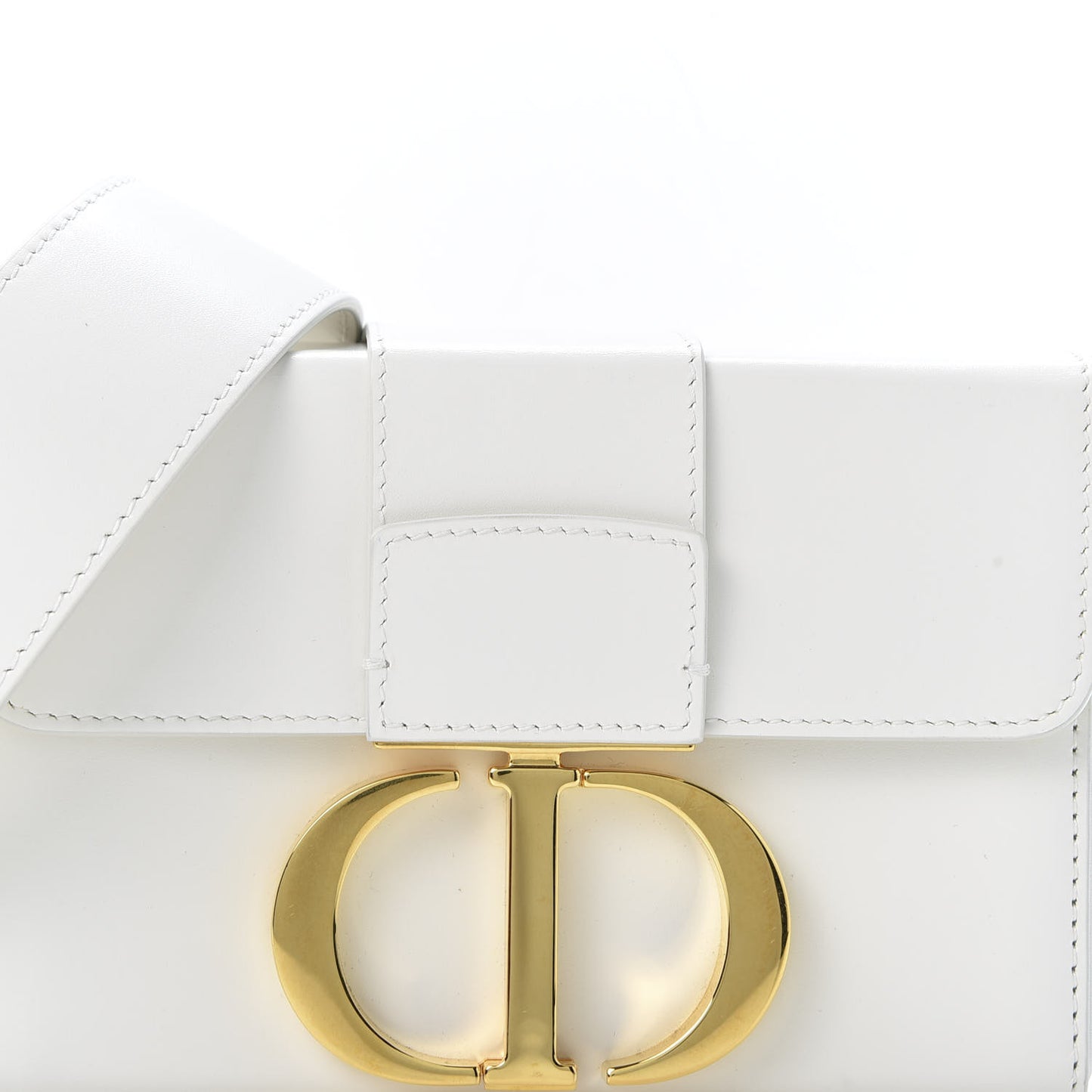 Smooth Calfskin 30 Montaigne Box Bag White
