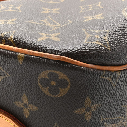 Louis Vuitton Monogram Blois 6 of 9