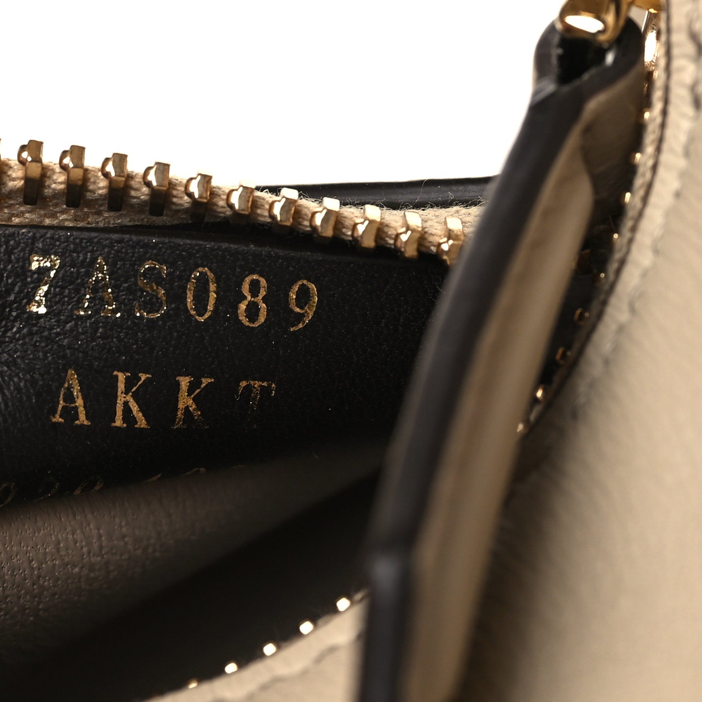 Vitello Grace New Matte Nano Fendigraphy Hobo Charm Nuvola
