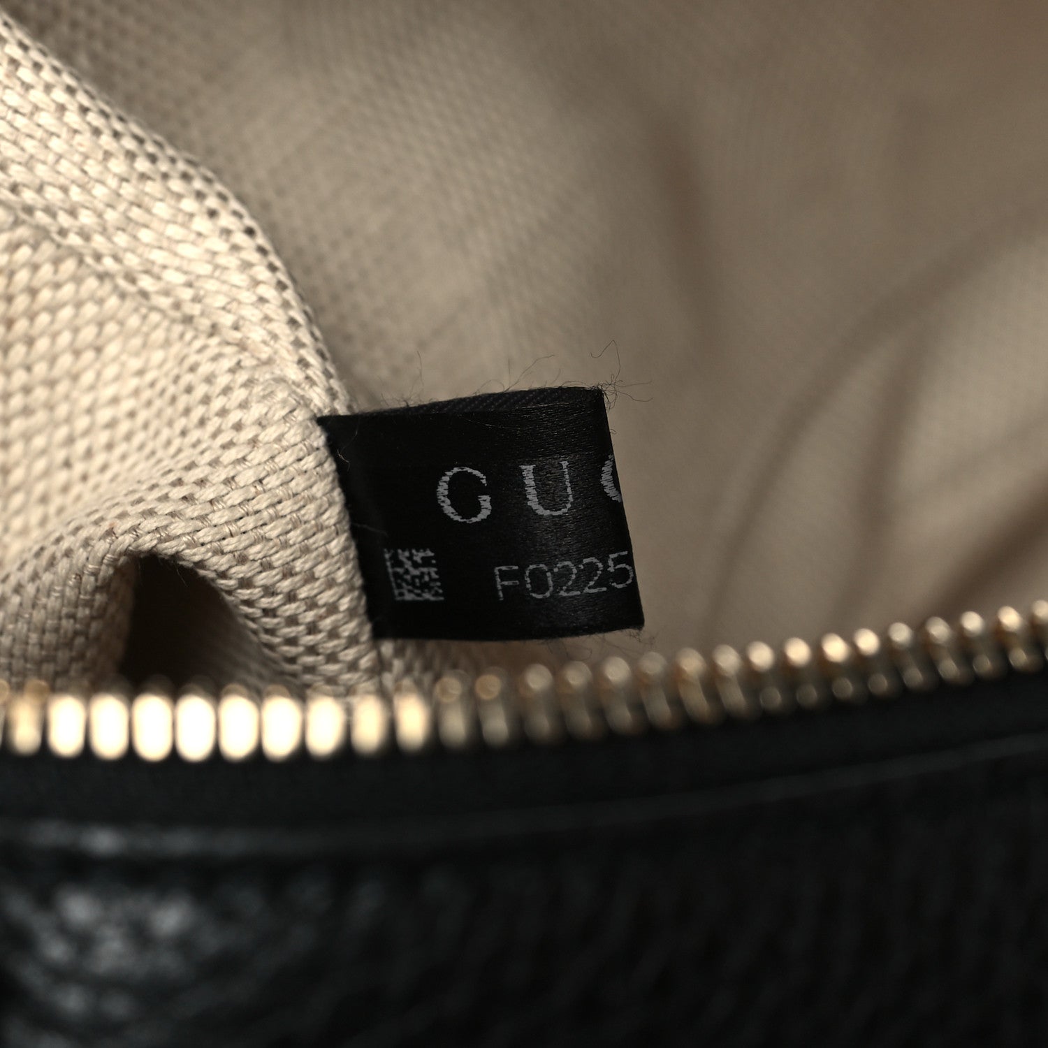 Gucci Pebbled Calfskin Small Soho Disco Bag Black 8 of 11