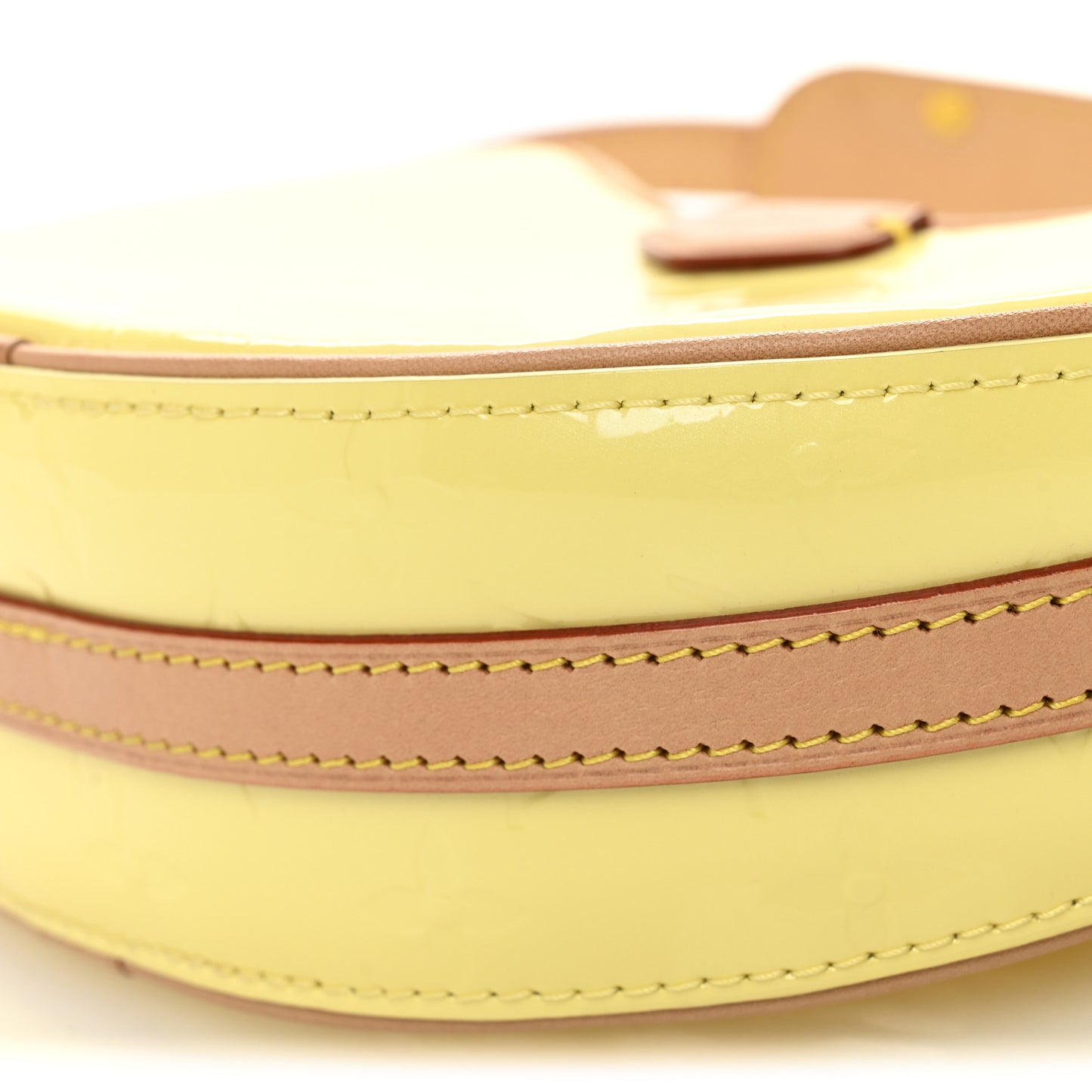 Vernis Croissant PM NM Pochette Chic And Yellow
