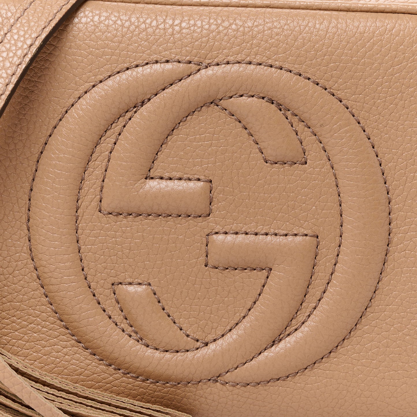 Pebbled Calfskin Small Soho Disco Bag Camelia
