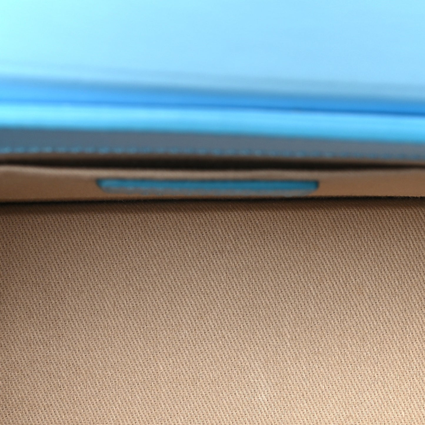 Smooth Calfskin Le Chiquito Noeud Blue