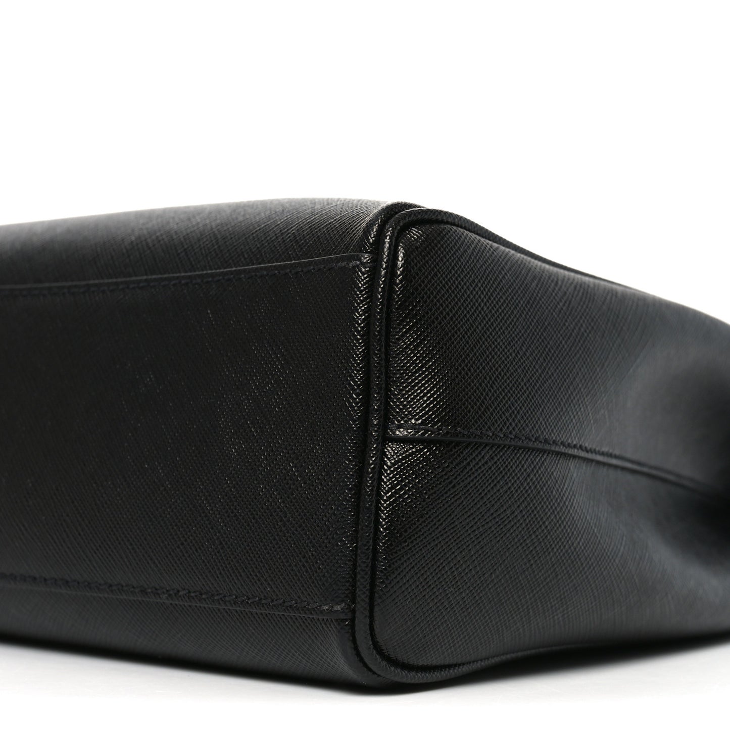 Saffiano Travel Extra Large Galleria Double Zip Tote Black