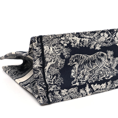 Christian Dior Canvas Embroidered Large Dioriviera Toile De Jouy Reverse Book Tote Blue 8 of 11
