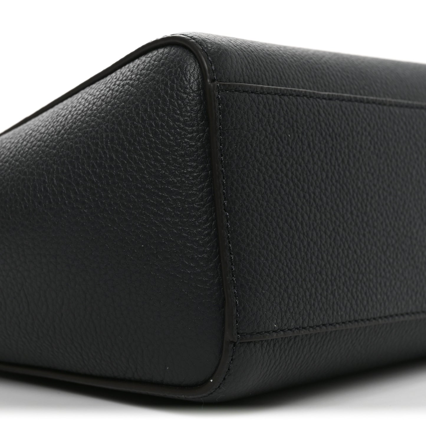 Classic Grain Small Maple Tote Black