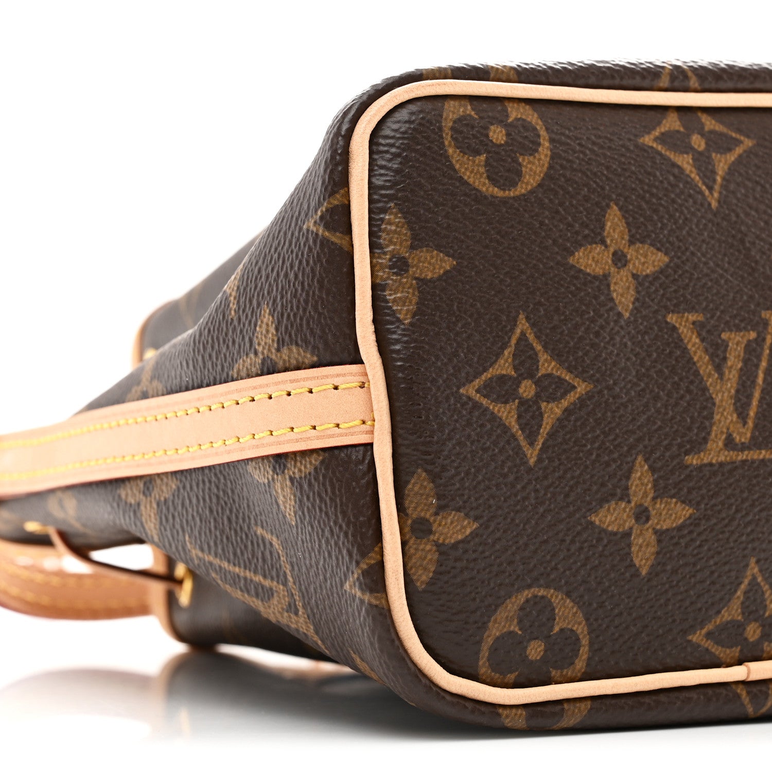 Louis Vuitton Monogram Nano Noe 8 of 10