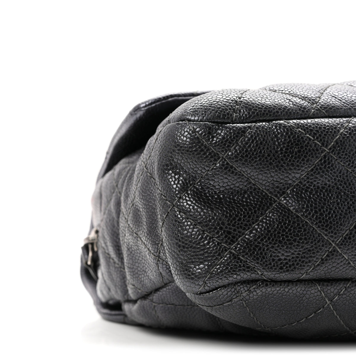 Iridescent Caviar Quilted Large Chic Flap Grey