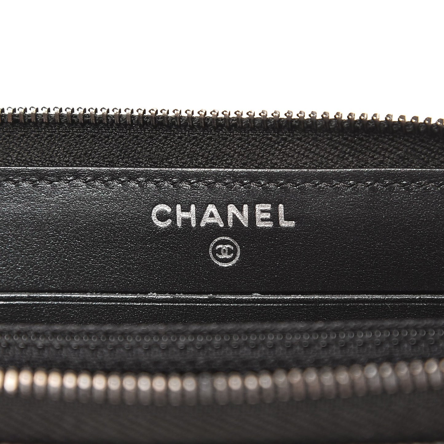 Iridescent Caviar Chevron Quilted Small Zip Around Wallet Black