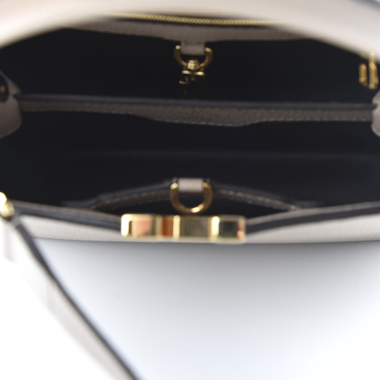 Louis Vuitton Taurillon Capucines BB Galet 5 of 9