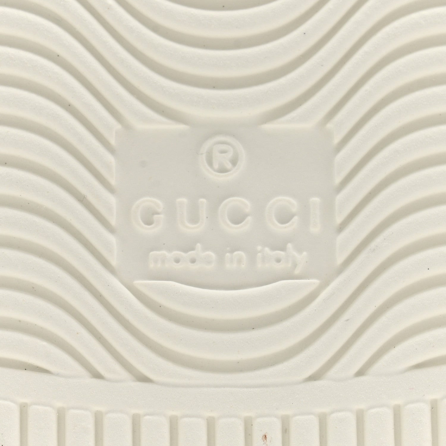 Gucci Calfskin Interlocking G Perforated Mens Ace Sneakers 8 White Grey Sky 7 of 10
