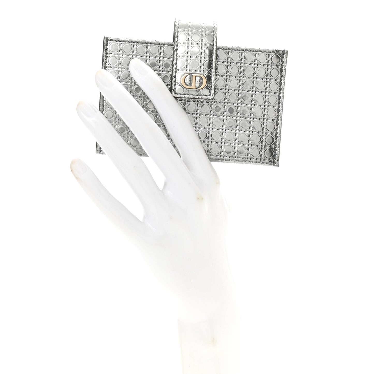 Metallic Patent Micro-Cannage Montaigne Gusseted Card Holder Silver