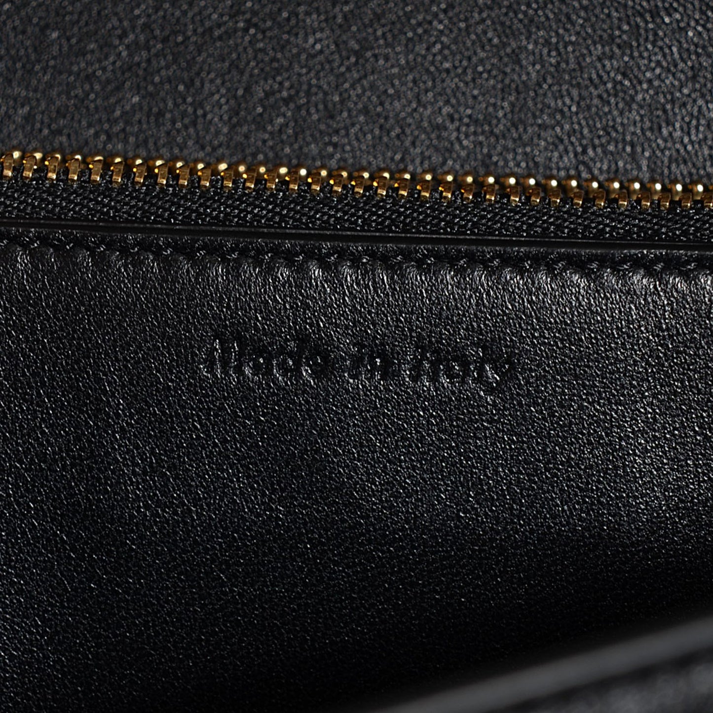 Box Calfskin Medium Classic Box Flap Bag Black