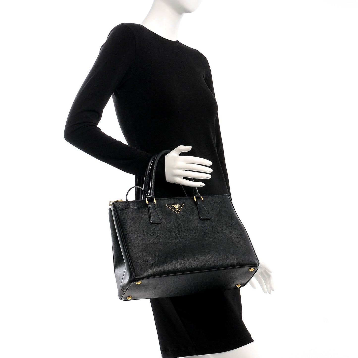 Saffiano Medium Galleria Double Zip Tote Black