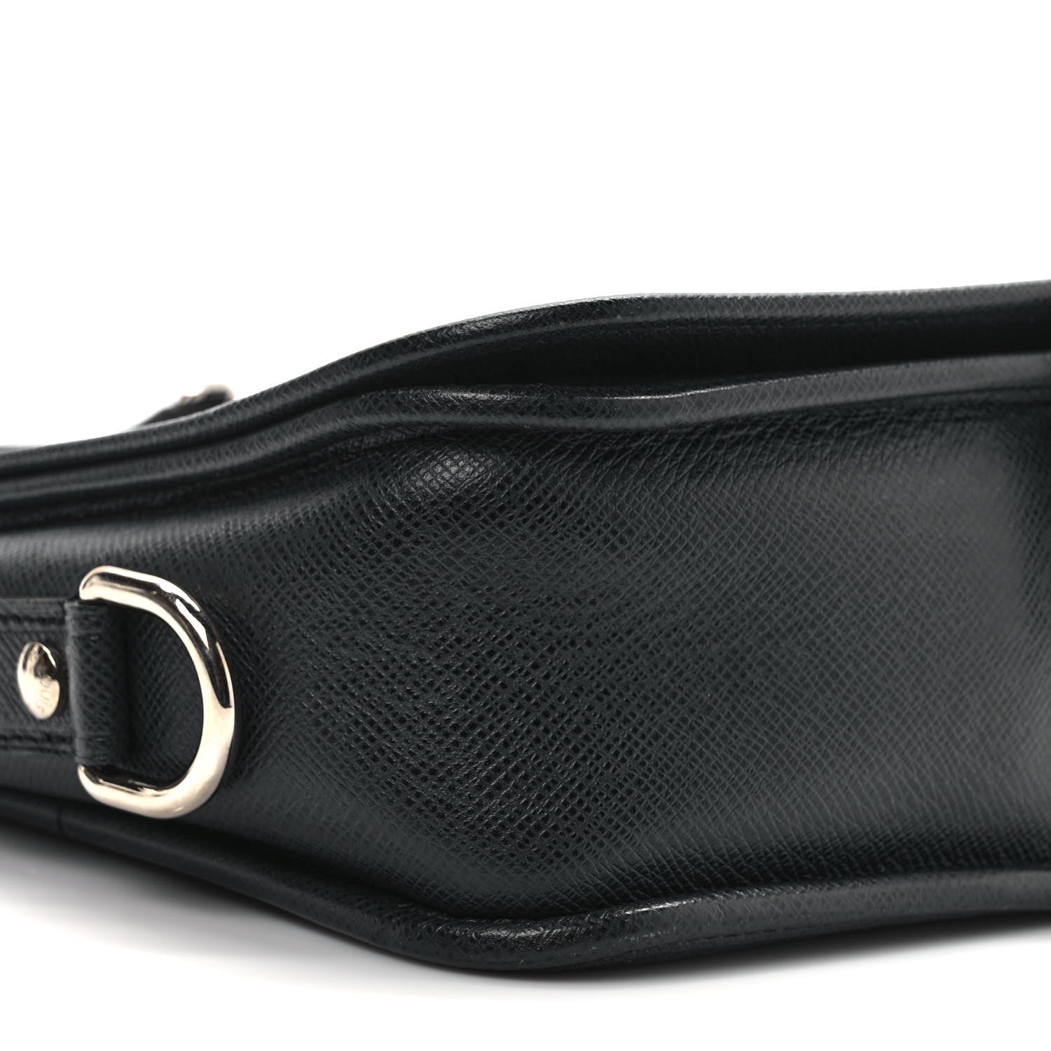 Louis Vuitton Taiga Andrei Ardoise 7 of 10