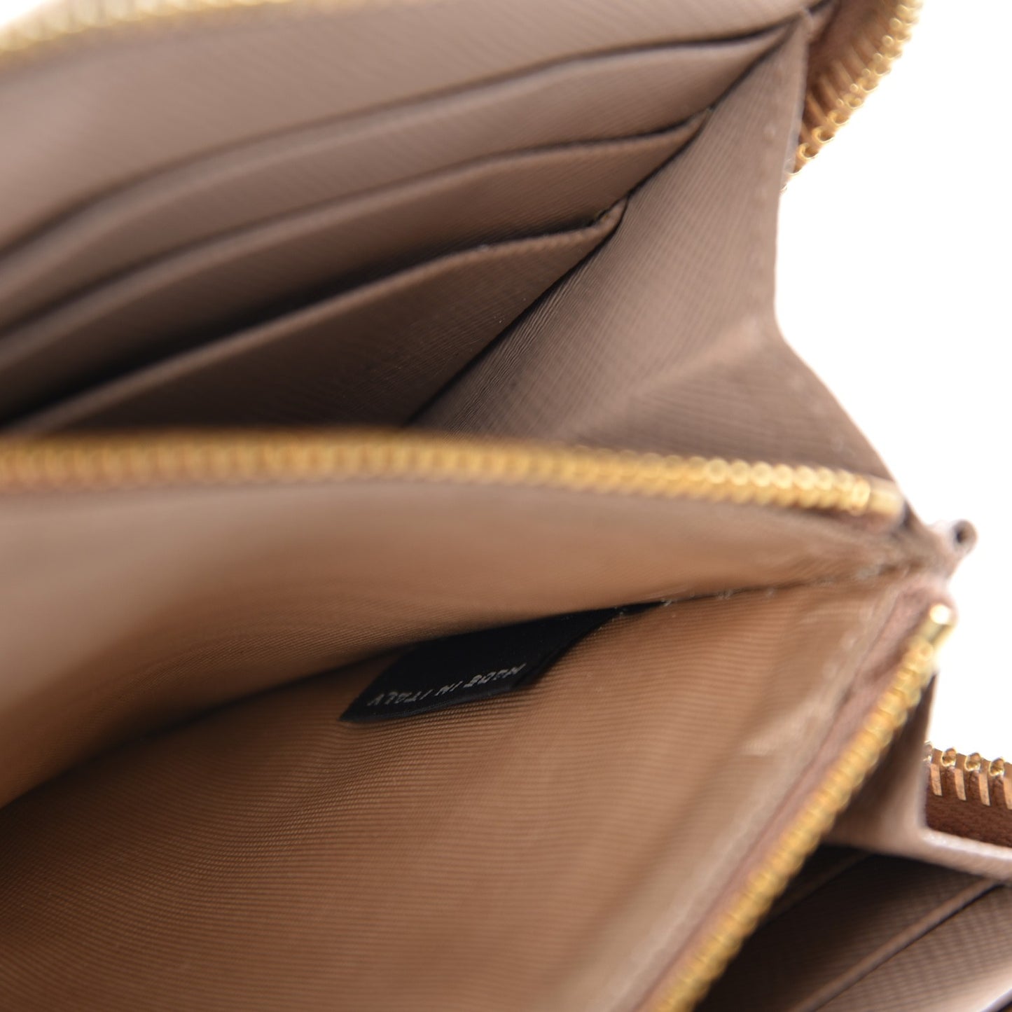 Saffiano Fiocco Bow Zip Around Wallet Cammeo
