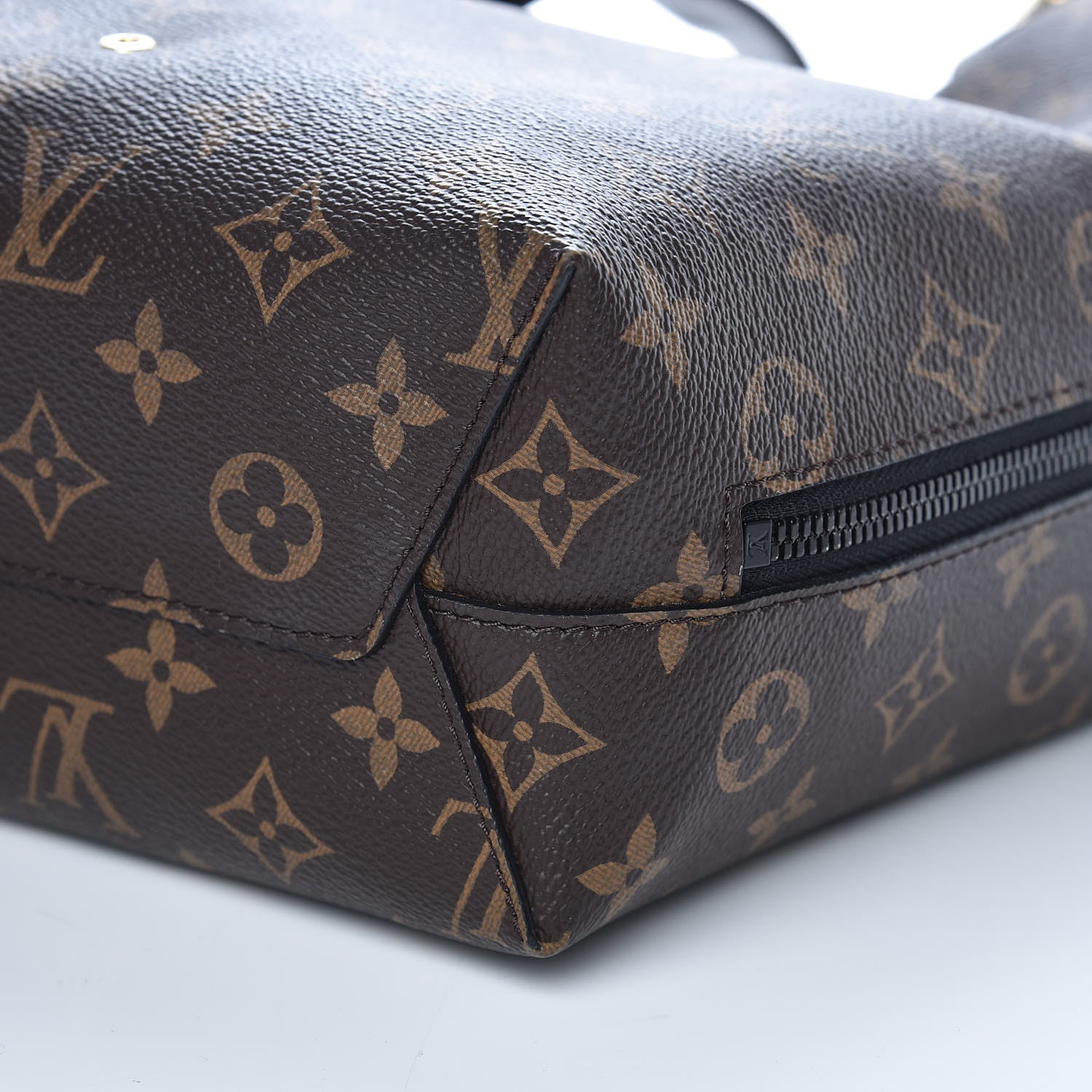 Louis Vuitton Monogram Atlantis PM 11 of 12