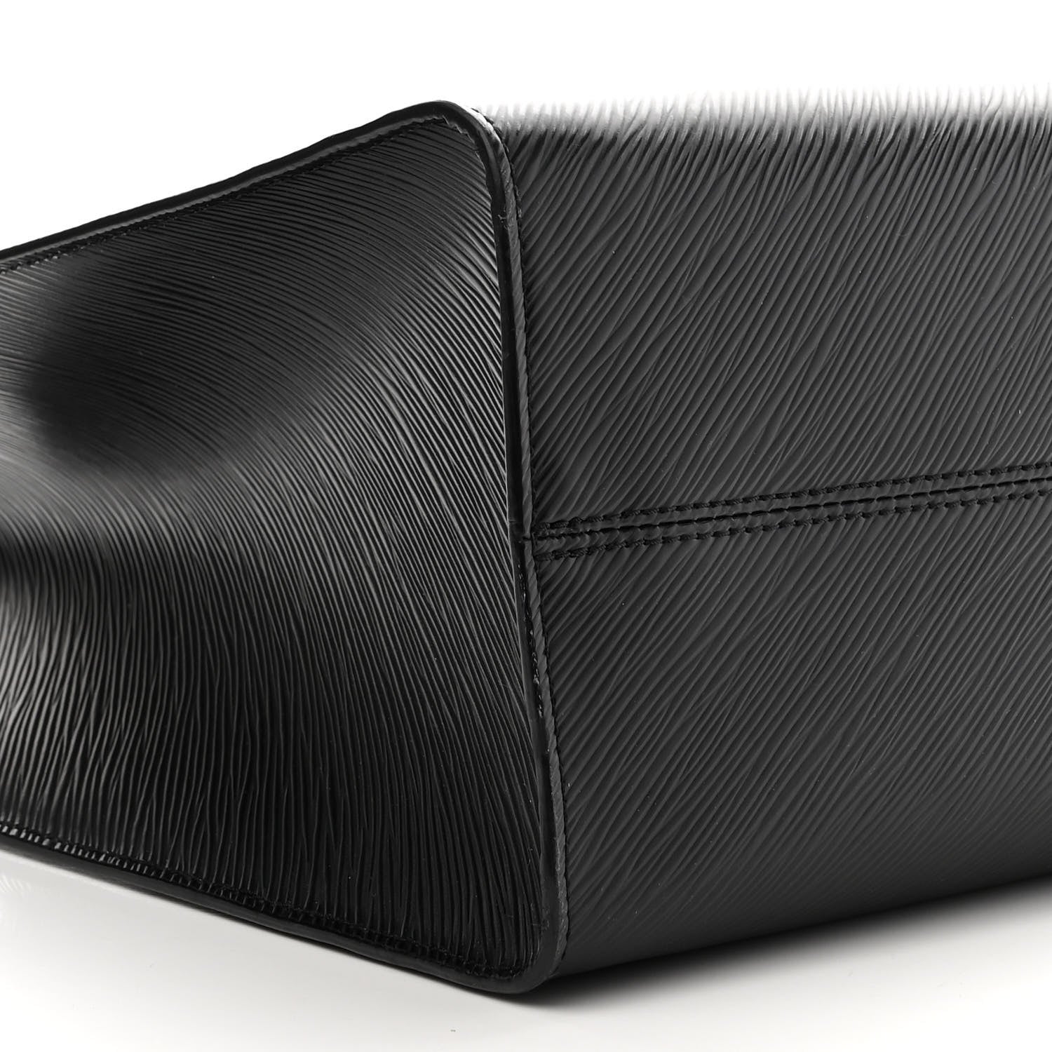 Louis Vuitton Epi Onthego MM Black 8 of 9