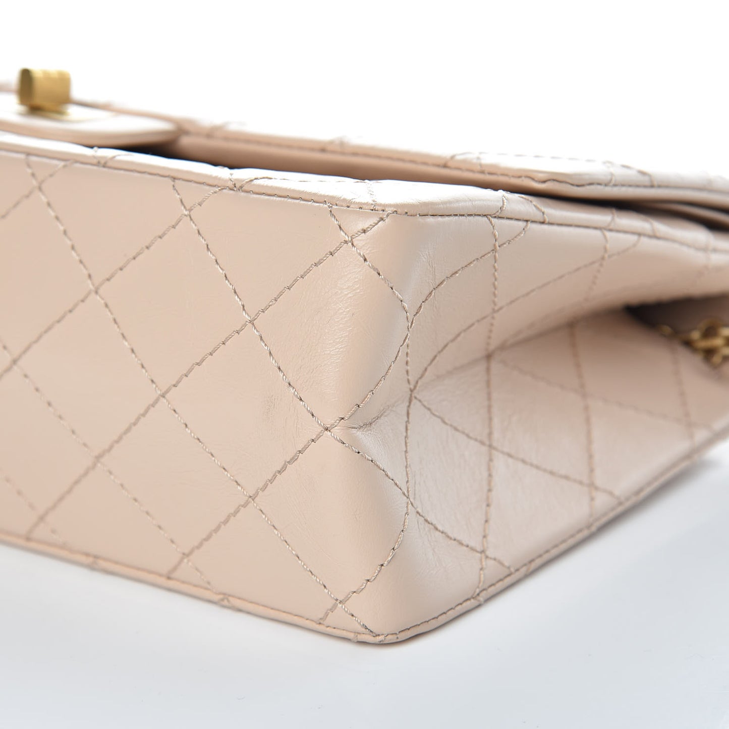 Aged Calfskin Quilted 2.55 Reissue 226 Flap Light Beige