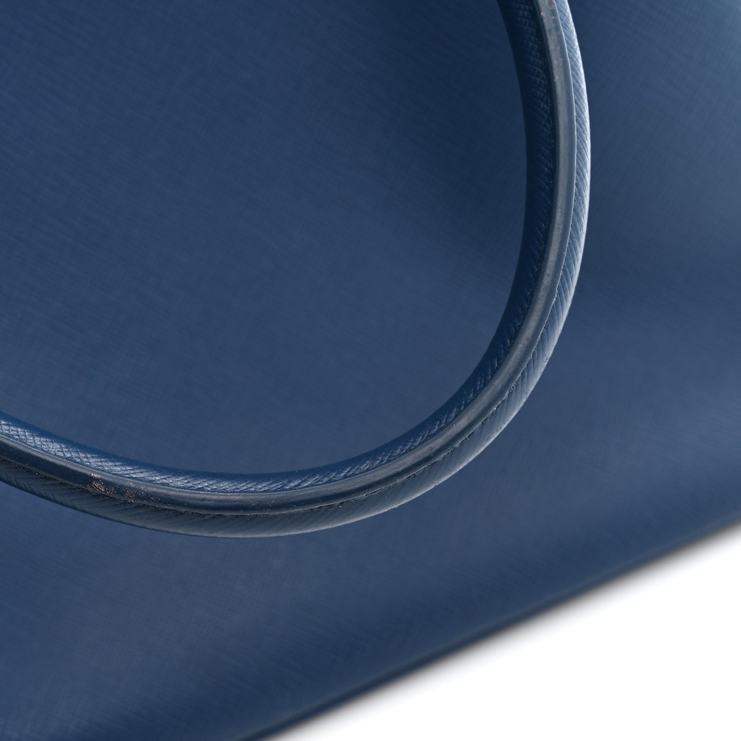 Saffiano Lux Medium Tote Bluette