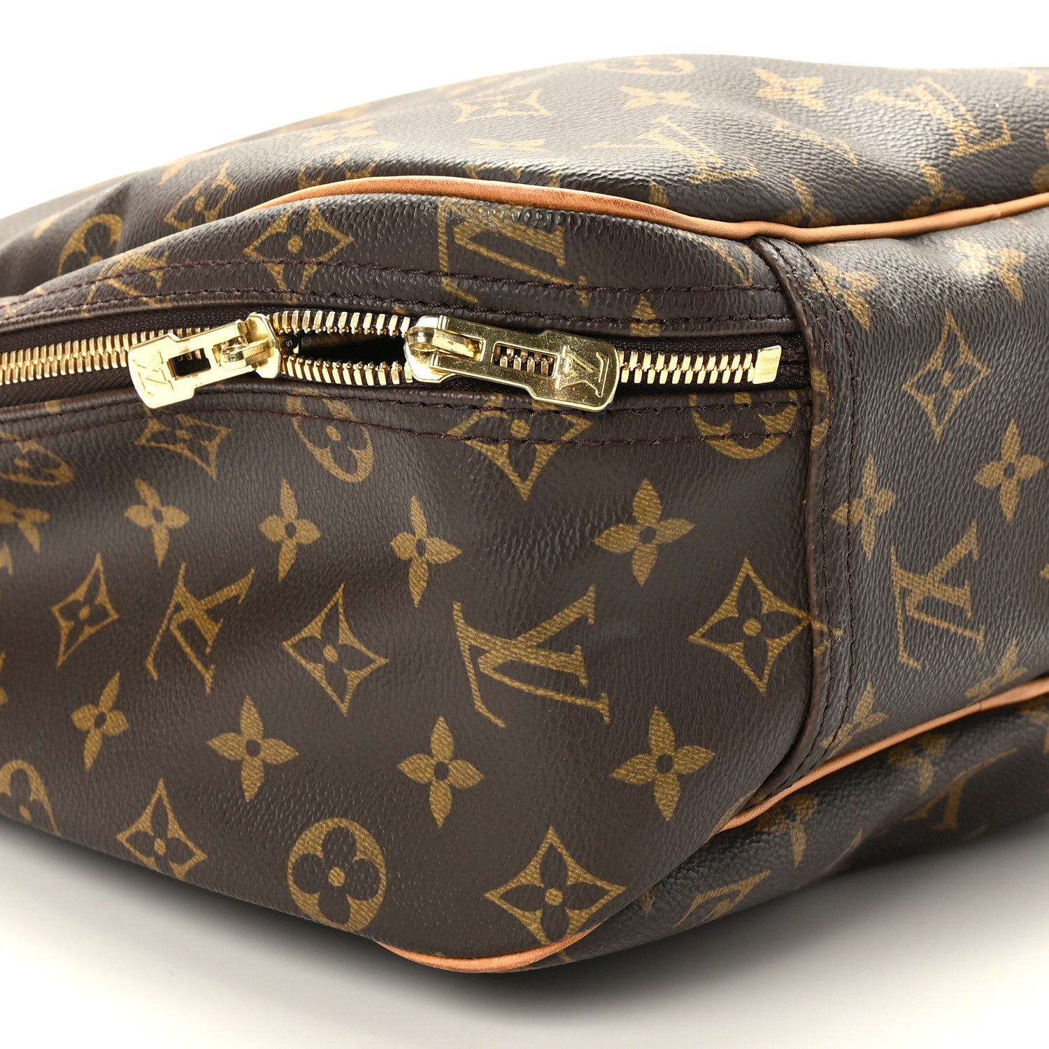 Louis Vuitton Monogram Excursion Shoe Bag 9 of 10