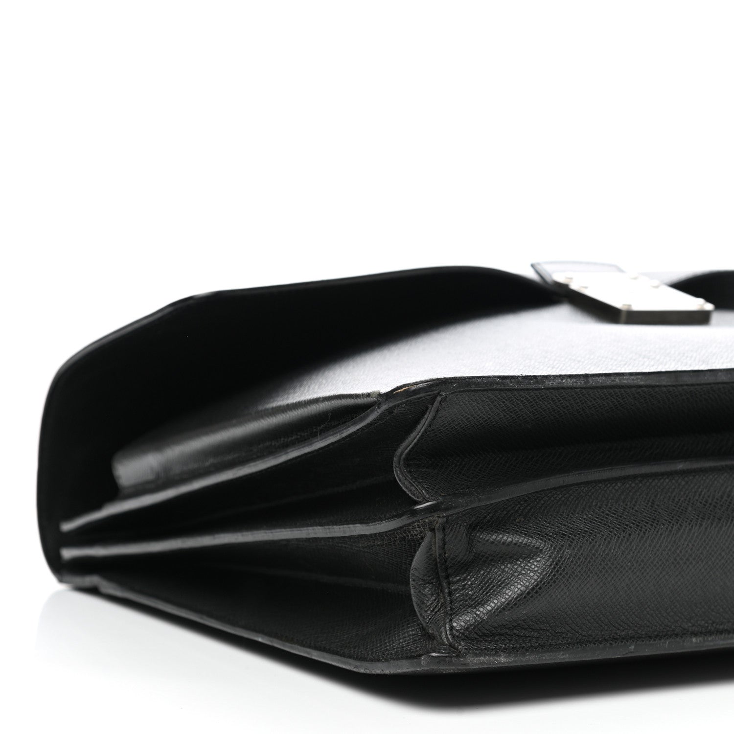 Louis Vuitton Taiga Neo Robusto 2 Compartment Briefcase Black 8 of 13
