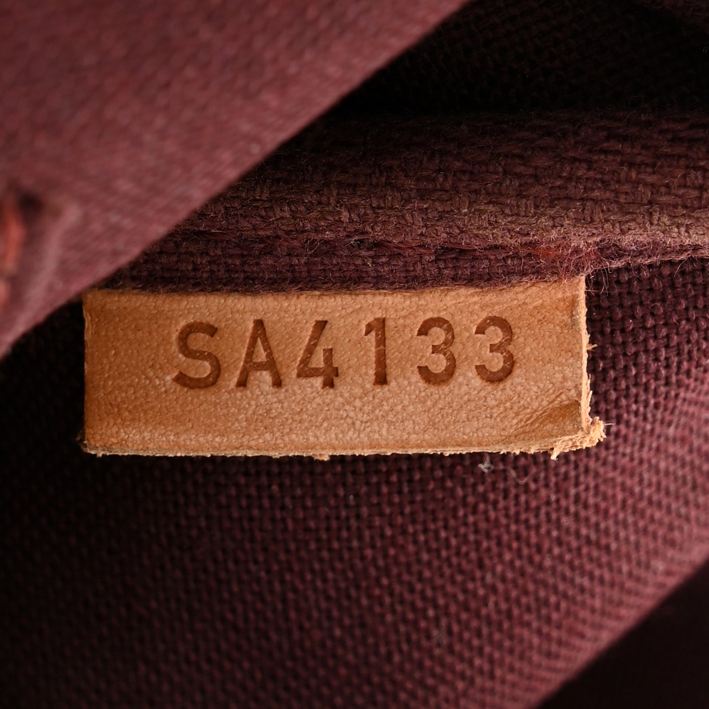 LOUIS VUITTON Monogram Favorite MM