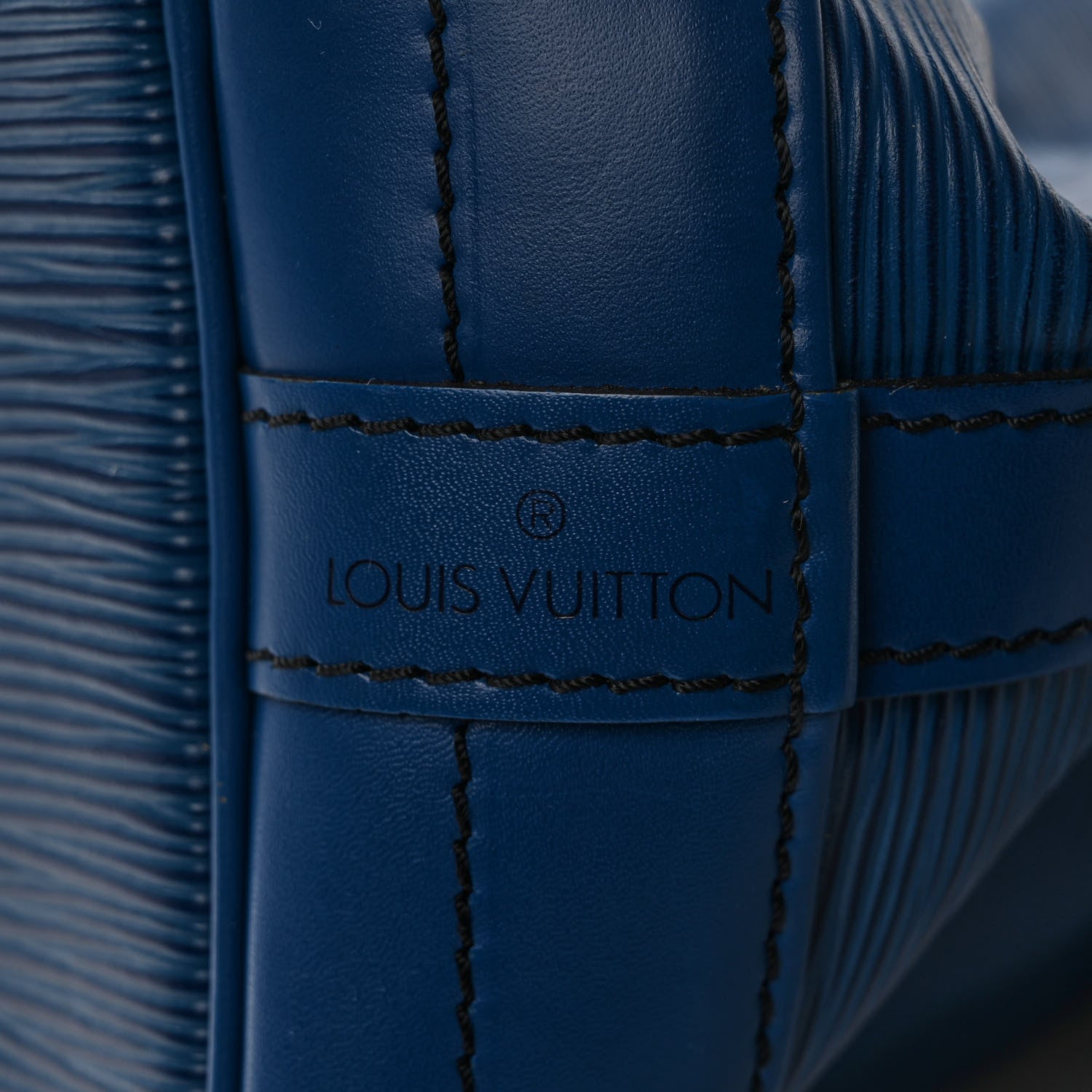Louis Vuitton Epi Noe Toledo 6 of 10