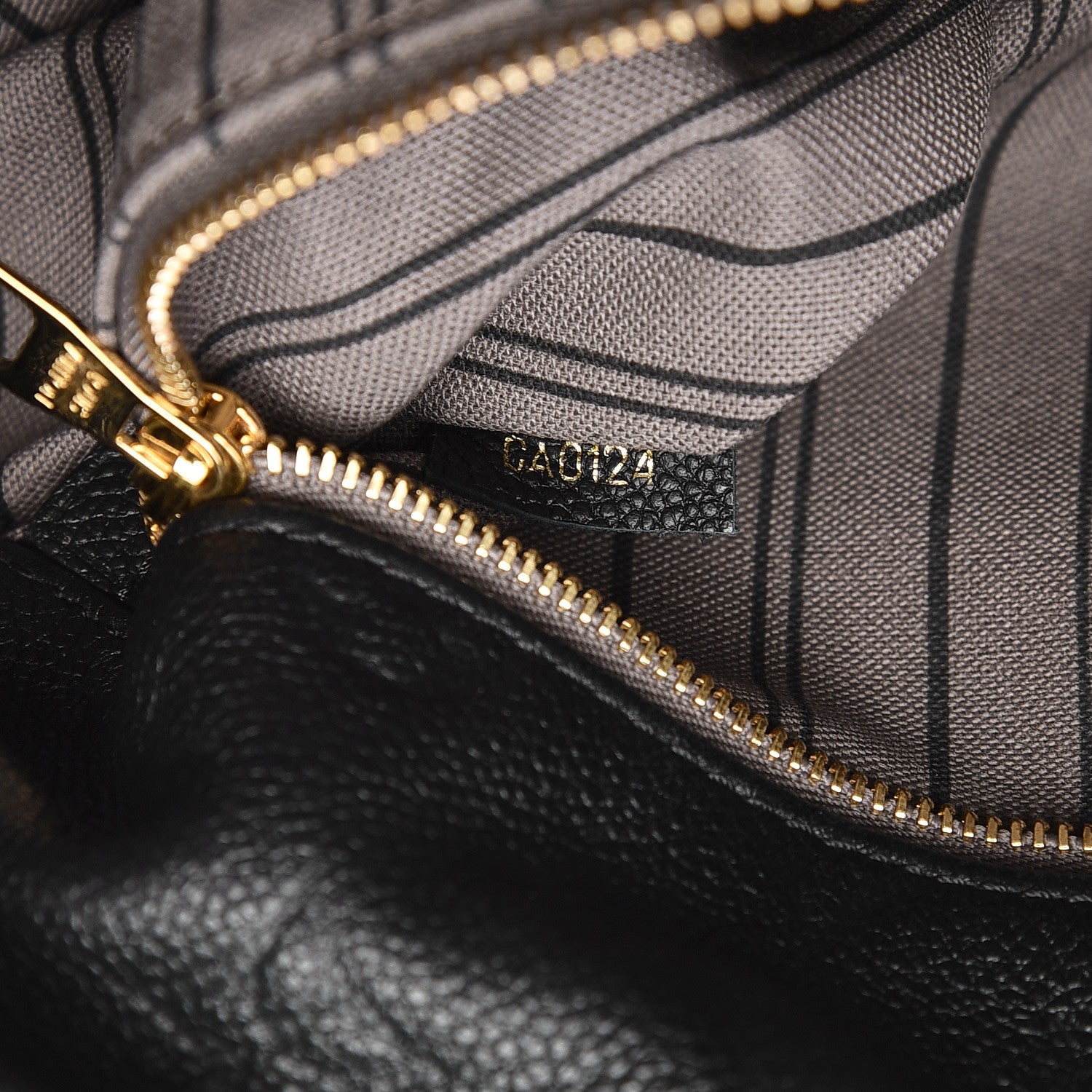 Louis Vuitton Empreinte Metis Black 8 of 12