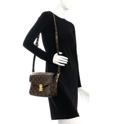 Louis Vuitton Monogram Pochette Metis 2 of 8