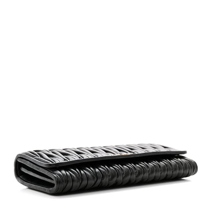Miu Miu Nappa Matelasse Wallet On Chain Black 4 of 11
