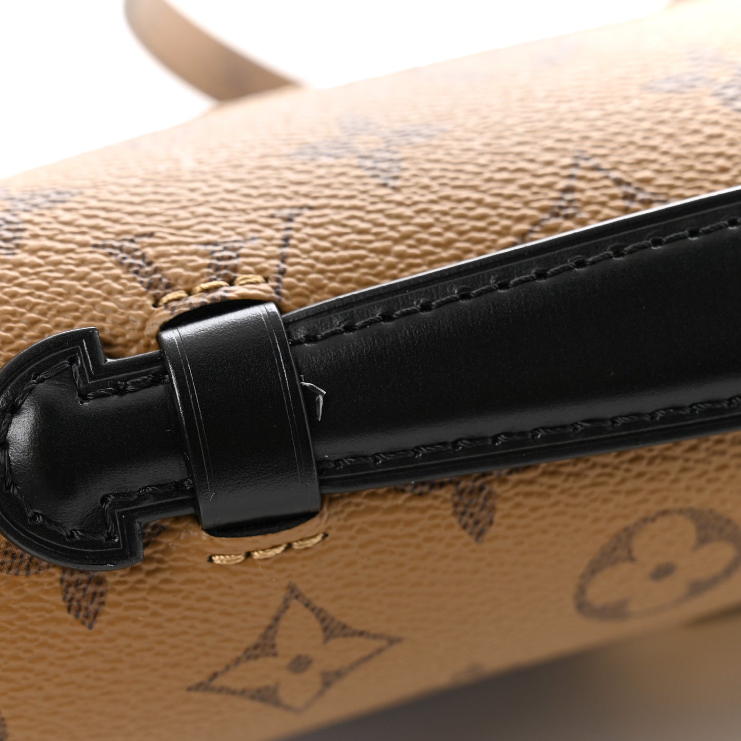 Reverse Monogram Pochette Metis