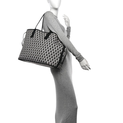 MCM Visetos Large Liz Reversible Shopper Tote Black 2 of 26