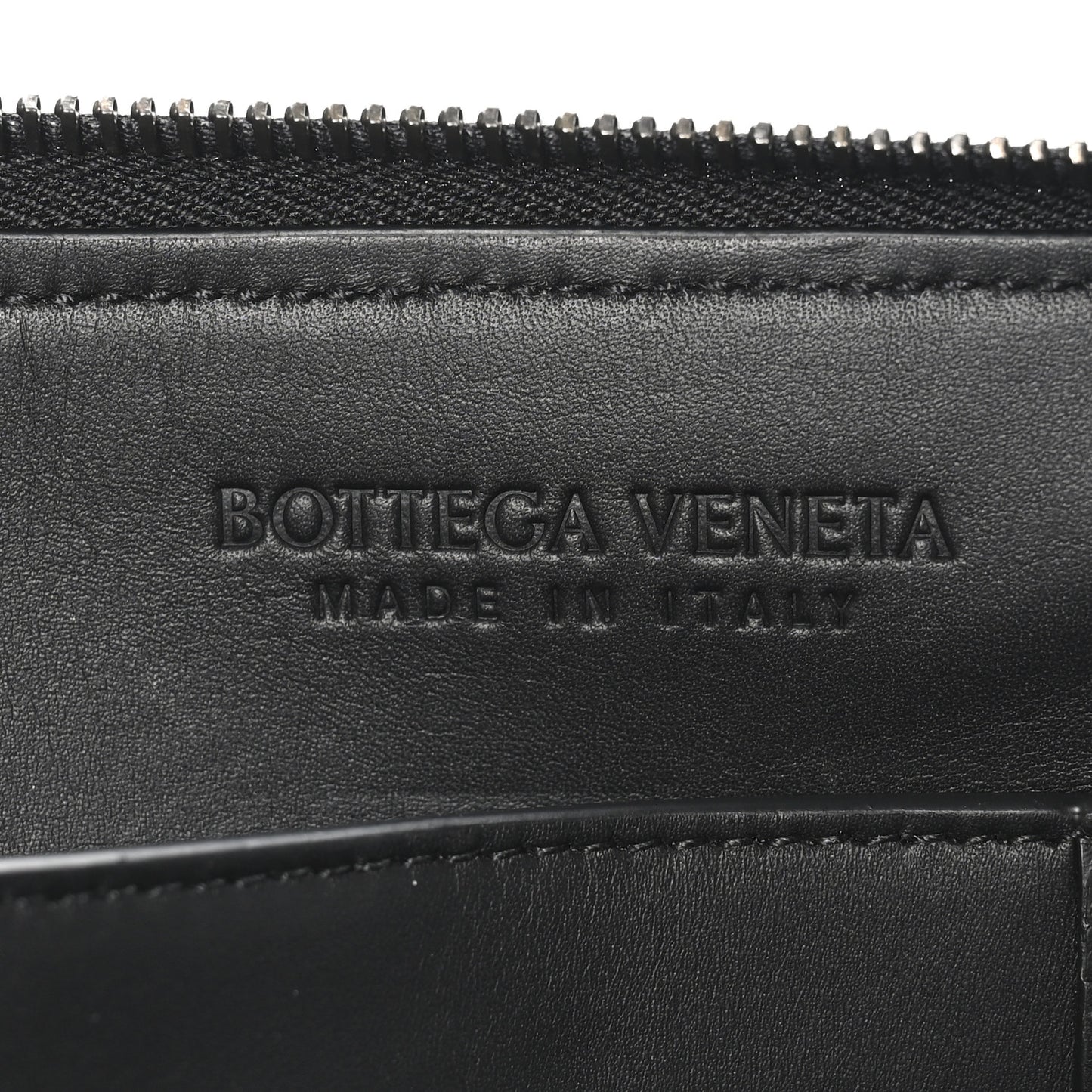 Calfskin Intrecciato Document Holder Black