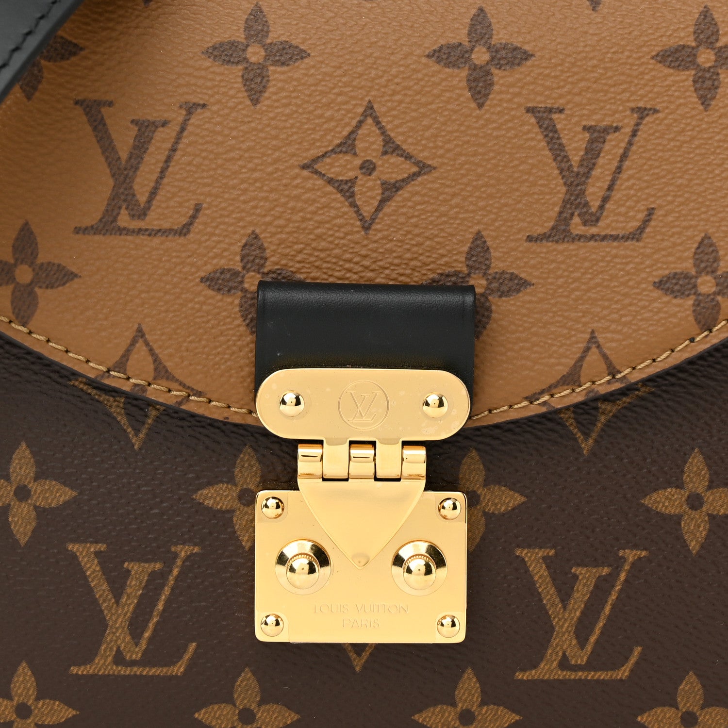 Louis Vuitton Reverse Monogram Tilsitt 7 of 9