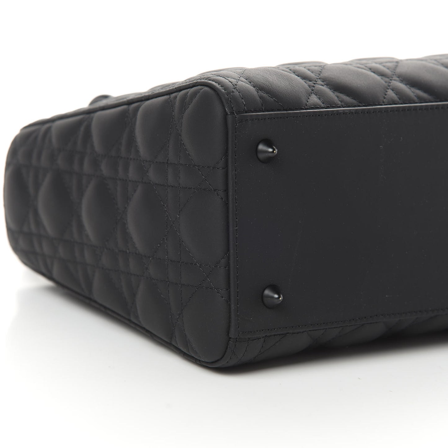 Ultra Matte Calfskin Cannage Medium Lady Dior Black