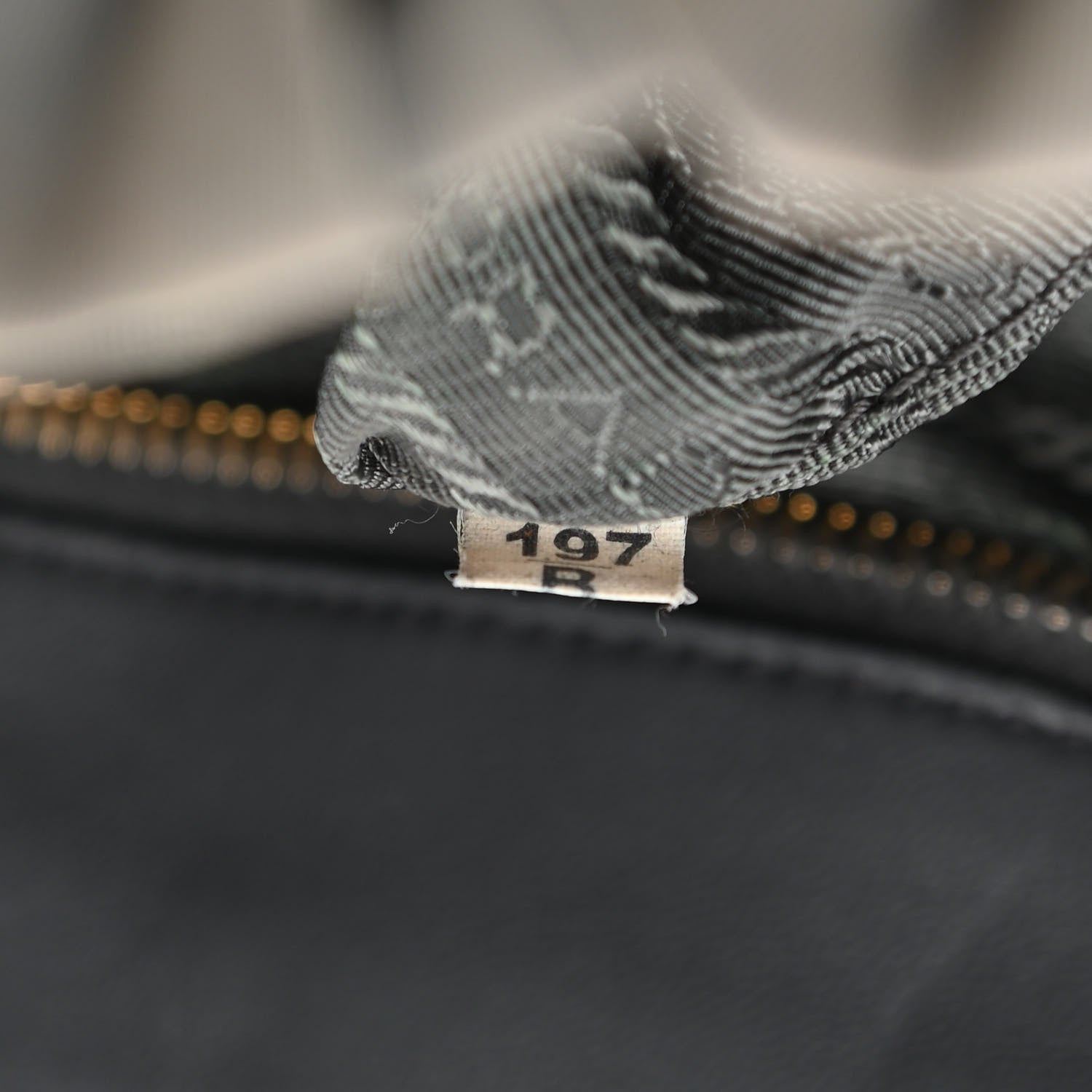 Prada Tessuto Nylon Gaufre Shopping Satchel Fumo 7 of 16