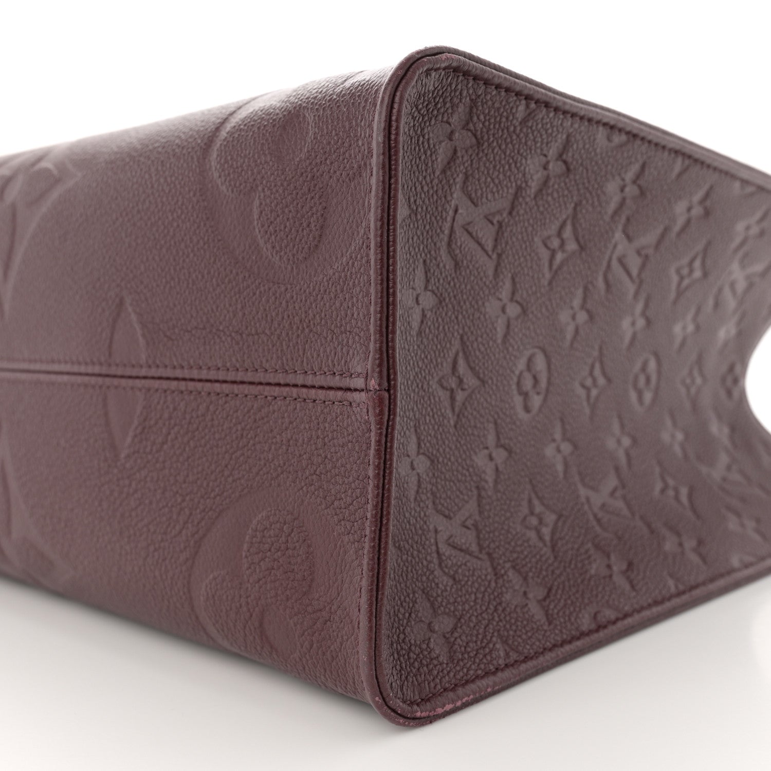 Louis Vuitton Empreinte Monogram Giant Onthego MM Wine 9 of 13